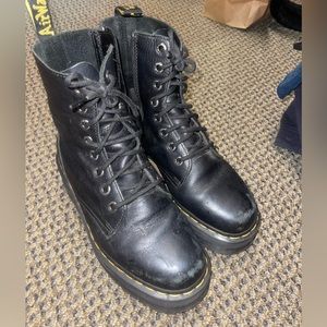 dr marten platforms size 10 womens